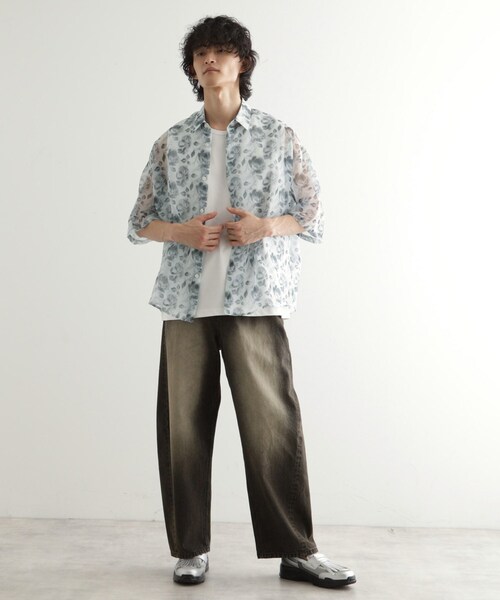 tk.TAKEO KIKUCHI（ティーケータケオキクチ）の「シアーフラワーシャツ（シャツ/ブラウス・メンズ・ブラック/ホワイト/ネイビー・01/02/03）」の6枚目の写真