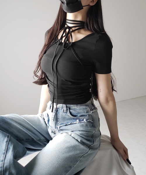 me+em select(ミームセレクト)の「【 2color 】クロスストラップロングチョーカー半袖リボントップス / cross strap long choker short sleeve ribbon tops(Tシャツ/カットソー・レディース・アイボリー/ブラック・FREE)」の11枚目の写真