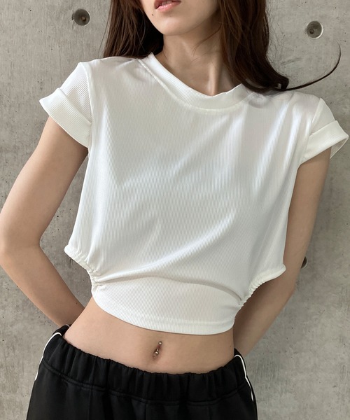 GLAMOROUS JANE（グラマラスジェーン）の「テレコバックオープンクロップド丈トップス（Tシャツ/カットソー・レディース・ブラック/ホワイト・FREE）」の10枚目の写真