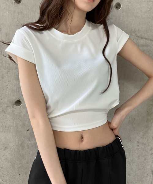GLAMOROUS JANE（グラマラスジェーン）の「テレコバックオープンクロップド丈トップス（Tシャツ/カットソー・レディース・ブラック/ホワイト・FREE）」の7枚目の写真