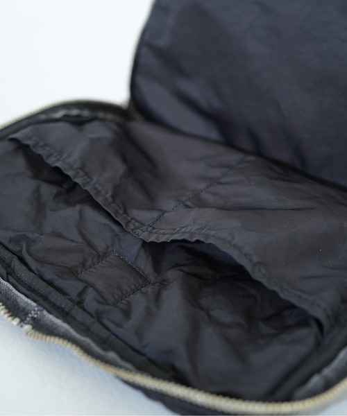 PORTER CLASSIC(ポータークラシック)の「【Porter Classic / ポータークラシック】 SUPER NYLON SIMPLE SHOULDER BAG(ショルダーバッグ・メンズ・ブルー/ブラック・FREE)」の17枚目の写真