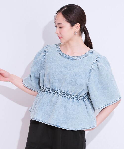 Cutie Blonde（キューティーブロンド）の「【前後2WAY/セットアップ可】ライトオンスデニム ペプラムリボントップス（Tシャツ/カットソー・レディース・ライトブルー/ブルー・01/02/03/04）」の5枚目の写真