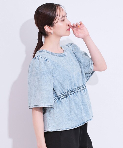 Cutie Blonde（キューティーブロンド）の「【前後2WAY/セットアップ可】ライトオンスデニム ペプラムリボントップス（Tシャツ/カットソー・レディース・ライトブルー/ブルー・01/02/03/04）」の6枚目の写真