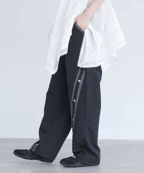 somari imagination(ソマリ イマジネーション)の「『レースラインカーブパンツ』(その他パンツ・レディース・ブラック/グレー・2/1)」の18枚目の写真