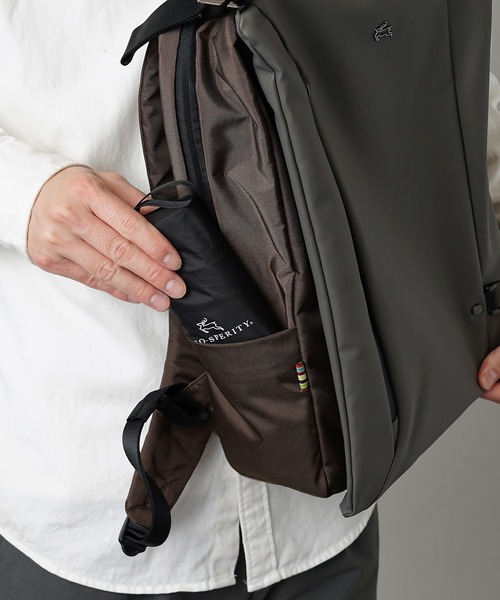 PRO-SPERITY（プロスペリティ）の「【PRO-SPERITY】撥水 晴雨兼用傘付き リュックサック バックパック PSCK-04（バックパック/リュック・メンズ・ブラック/グレー・ONE SIZE）」の13枚目の写真