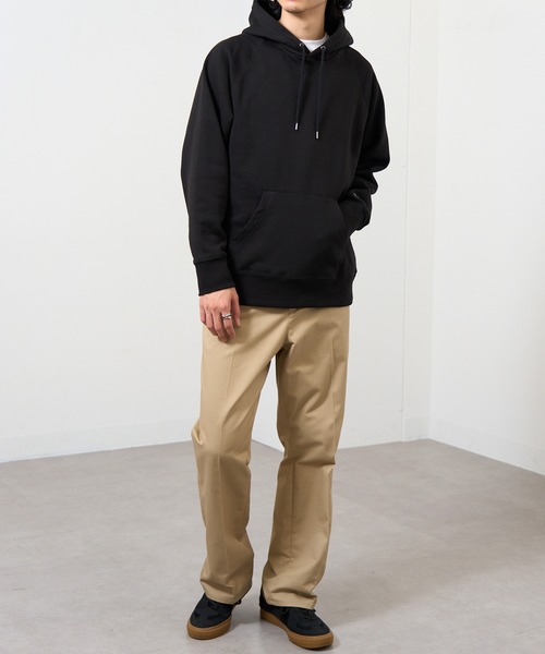 FRUIT OF THE LOOM（フルーツオブザルーム）の「【FRUIT OF THE LOOM】BASIC SWEAT HOODIE  無地 スウェット ギフト プレゼント（パーカー・レディース・ブラック/ネイビー/アイボリー/グレー・XL/L/M/S）」の7枚目の写真