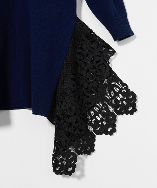 TOGA PULLA（トーガ　プルラ）の「＜TOGA PULLA＞レースヘム ニット ワンピース（ワンピース・レディース・ブラウン系/ネイビー・36）」の8枚目の写真