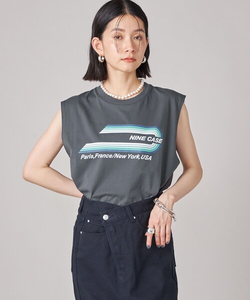 SHIPS(シップス)の「SHIPS NINE CASE:ロゴ ノースリーブ TEE(Tシャツ/カットソー・レディース・ダークグレー/オレンジ・ONE SIZE)」の13枚目の写真