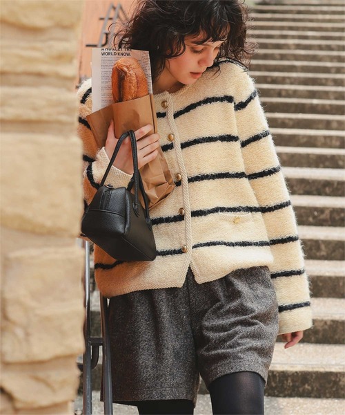 titivate（ティティベイト）の「プチループゴールド釦ニットカーディガン（カーディガン/ボレロ・レディース・ブルー系その他/レッド/ホワイト系その他/ブラック/マルチ・S/M/L）」の22枚目の写真