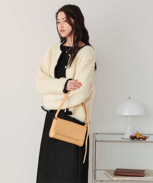 titivate（ティティベイト）の「プチループゴールド釦ニットカーディガン（カーディガン/ボレロ・レディース・ブルー系その他/レッド/ホワイト系その他/ブラック/マルチ・S/M/L）」の16枚目の写真