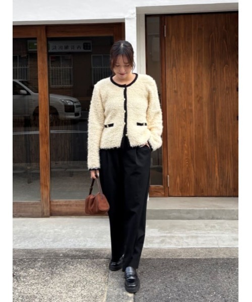 titivate（ティティベイト）の「プチループゴールド釦ニットカーディガン（カーディガン/ボレロ・レディース・ブルー系その他/レッド/ホワイト系その他/ブラック/マルチ・S/M/L）」の20枚目の写真