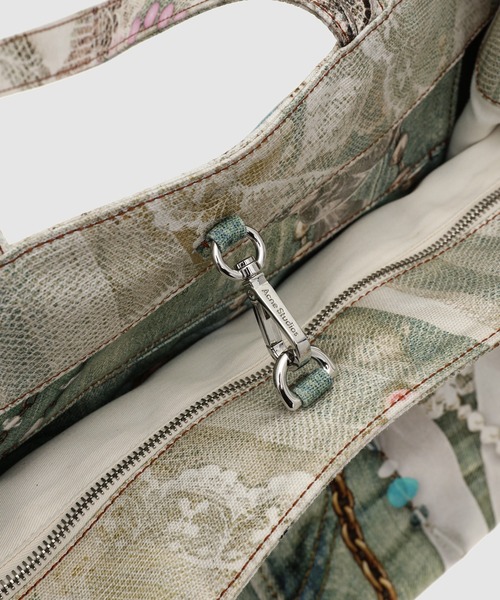 Acne Studios（アクネストゥディオズ）の「FN-UX-BAGS000204（トートバッグ・メンズ・ホワイト×グリーン・ONE SIZE）」の7枚目の写真