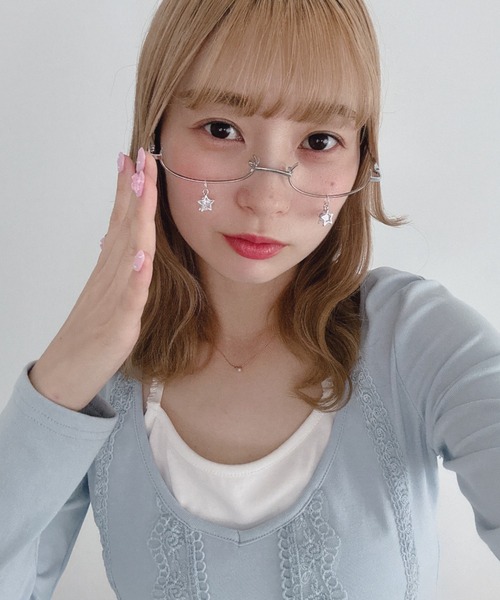 Loueme(ルエム)の「スターティアーズアンダーリムメガネ/レンズレスメガネ(メガネ・レディース・シルバー/ゴールド・FREE)」の2枚目の写真