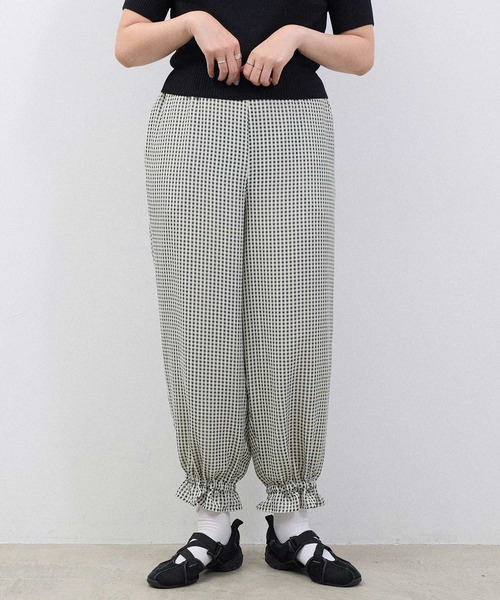 I am I in fact...（アイアムアイインファクト）の「●SATIN SOCCER ギンガム パンツ（その他パンツ・レディース・ホワイト/ブラック/その他・FREE）」の4枚目の写真