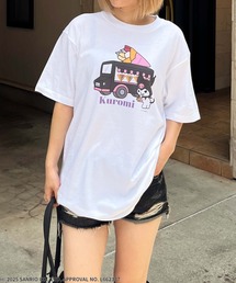4GEEKs by SPIRALGIRL（フォーギークスバイスパイラルガール）の「【Sanrio characters/サンリオキャラクターズ】クロミスーベニアTシャツ（Tシャツ/カットソー）」