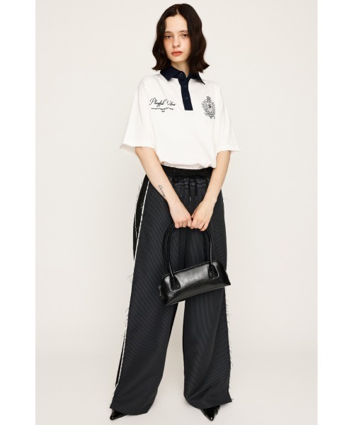 SLY(スライ)の「OVERSIZE EMBROIDERY RUGBY T/SH オーバーサイズ エンブロイダリー ラグビー Tシャツ 秋服 半袖 夏服(ポロシャツ・レディース・ネイビー/ホワイト/ライトブラック/ライトイエロー・FREE)」の7枚目の写真