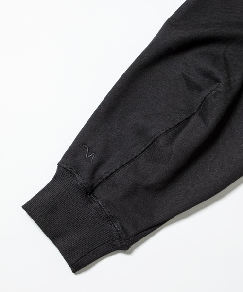 TXA（ティーエックスエー）の「X Crew Sweatshirt Black（スウェット・メンズ・ブラック・2/1）」の4枚目の写真