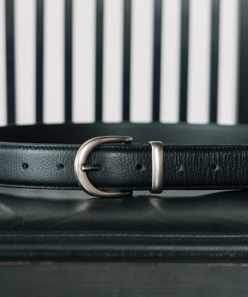 LURAKU（ルラク）の「【LURAKU】Cow Leather Regular Belt / カウレザーレギュラーベルト（ベルト・メンズ・ブラック・FREE）」の5枚目の写真