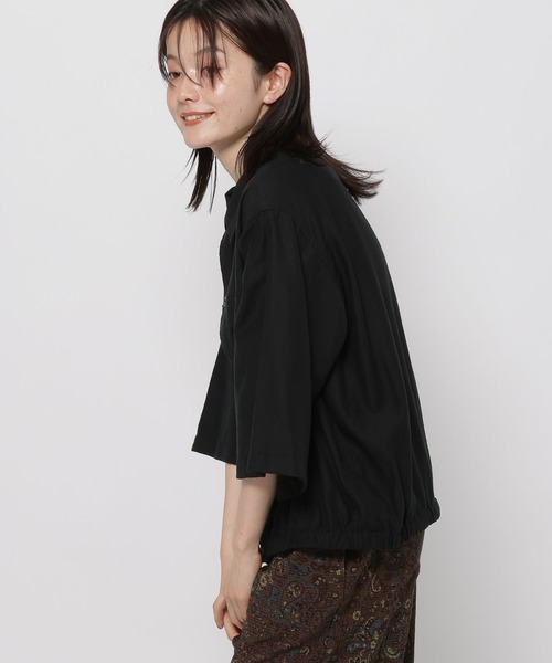 niko and...(ニコアンド)の「テロテロツイルワークシャツ(シャツ/ブラウス・レディース・ベージュ/ブラック・MEDIUM/LARGE)」の2枚目の写真