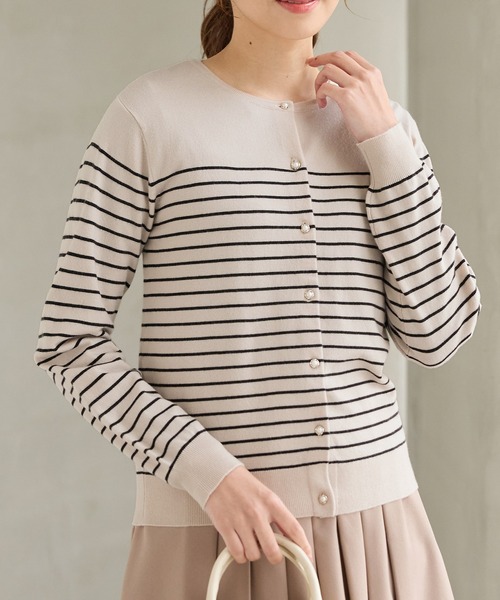 Honeys（ハニーズ）の「【しなやかニット・ヒアルロン酸加工】ヒアルロン酸クルーカーデ（カーディガン/ボレロ・レディース・ブラック×ベージュ/レッド/アイボリー/ピンク系その他/ブラック/杢グレー・L/LL/M）」の3枚目の写真