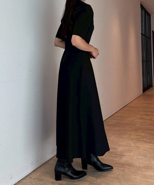 CADUNE（カデュネ）の「FIT＆FLAREKNITワンピース
