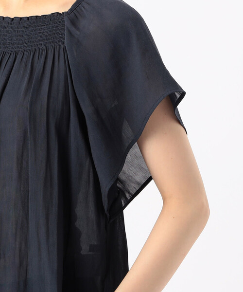 K.T KIYOKO TAKASE（キヨコタカセ）の「【セットアップ対応】スプリットジョーゼット シャーリングブラウス（シャツ/ブラウス・レディース・ネイビー・7号）」の17枚目の写真