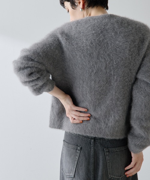 Whim Gazette（ウィムガゼット）の「ファーボタンジャケット（カーディガン/ボレロ・レディース・ブラウン/グレー/ベージュ/ブラック/ネイビー・FREE）」の22枚目の写真