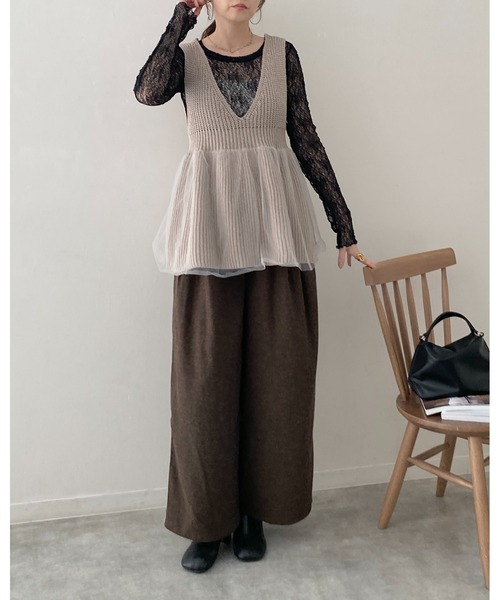 She's Closet(シーズクローゼット)の「長袖クルーネック透かし編みストレッチレースシアートップス(Tシャツ/カットソー・レディース・ホワイト/ブラック/ブラウン系その他/スモークピンク/ブラウン/ブルーグレー・FREE)」の19枚目の写真