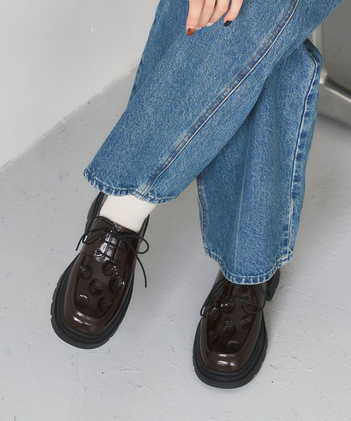 LE TALON（ルタロン）の「アツゾコフラワーレースアップ（ローファー・レディース・ブラウン/ブラック・X-LARGE/LARGE/MEDIUM/SMALL）」の4枚目の写真