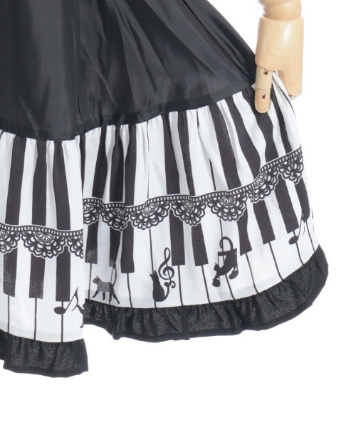 axes femme(アクシーズファム)の「ピアノプリントフリルジャンパースカート(ワンピース・キッズ・ブラック/ブラウン・MEDIUM/LARGE/X-LARGE)」の12枚目の写真