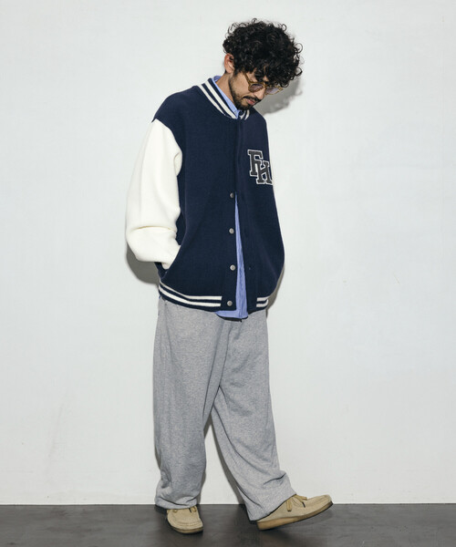 Firsthand（ファーストハンド）の「Firsthand/ファーストハンド リラックスフィット ロゴ ニットスタジャン（スタジャン・メンズ・ブラック/ネイビー/ブラウン・L/M）」の11枚目の写真