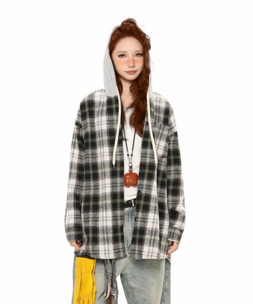 LADY LIKE（レディライク）の「フード付きチェックネルシャツ（シャツ/ブラウス・レディース・ブラウン/ブラック×グリーン/ホワイト×ブラック/ブルー・M）」の16枚目の写真