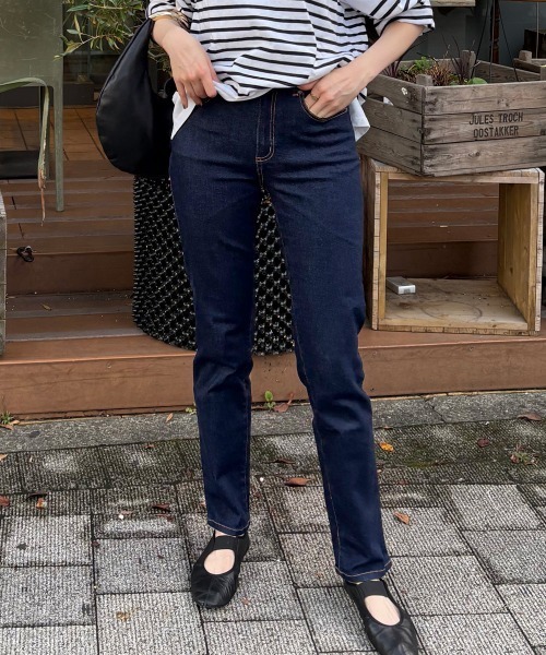 slattgir（スラットジール）の「【選べる2レングス】高身長　リニューアル版すごのびストレッチデニムスリムストレートパンツ　丈長め・トールサイズ（デニムパンツ・レディース・ブルー/ブラック/ネイビー・TM1/TL1/TLL1/T3L1/T4L1/T5L1/TM2/TL2/TLL2/T3L2/T4L2/T5L2）」の3枚目の写真