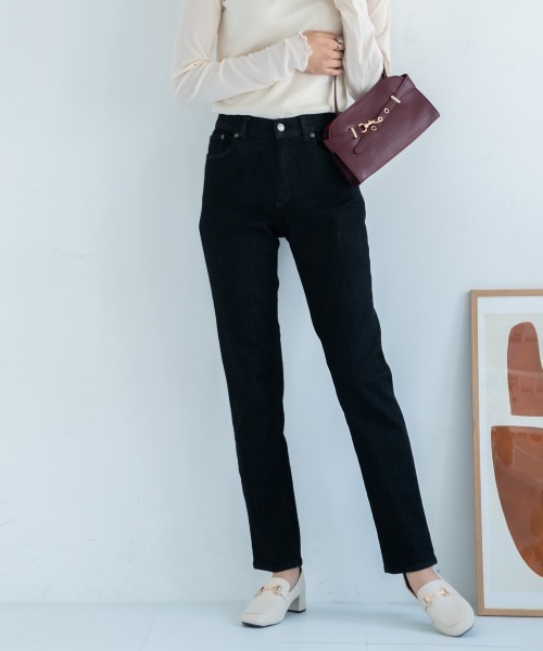 slattgir（スラットジール）の「【選べる2レングス】高身長　リニューアル版すごのびストレッチデニムスリムストレートパンツ　丈長め・トールサイズ（デニムパンツ・レディース・ブルー/ブラック/ネイビー・TM1/TL1/TLL1/T3L1/T4L1/T5L1/TM2/TL2/TLL2/T3L2/T4L2/T5L2）」の2枚目の写真