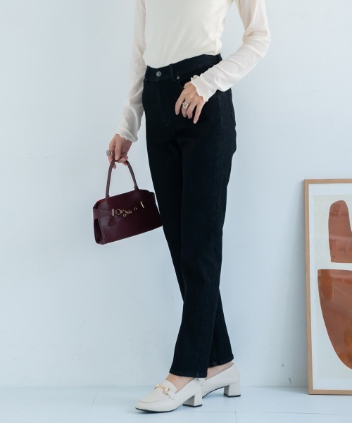 slattgir（スラットジール）の「【選べる2レングス】高身長　リニューアル版すごのびストレッチデニムスリムストレートパンツ　丈長め・トールサイズ（デニムパンツ・レディース・ブルー/ブラック/ネイビー・TM1/TL1/TLL1/T3L1/T4L1/T5L1/TM2/TL2/TLL2/T3L2/T4L2/T5L2）」の19枚目の写真