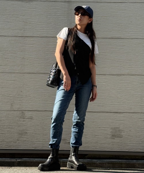 slattgir（スラットジール）の「【選べる2レングス】高身長　リニューアル版すごのびストレッチデニムスリムストレートパンツ　丈長め・トールサイズ（デニムパンツ・レディース・ブルー/ブラック/ネイビー・TM1/TL1/TLL1/T3L1/T4L1/T5L1/TM2/TL2/TLL2/T3L2/T4L2/T5L2）」の7枚目の写真