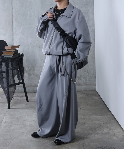 Confirm(コンファーム)の「AW ドローコード スタンド ドロスト ダブルジップブルゾン ユニセックス 【Confirm】(ブルゾン・メンズ・グレー/ブラック・M/L)」の15枚目の写真