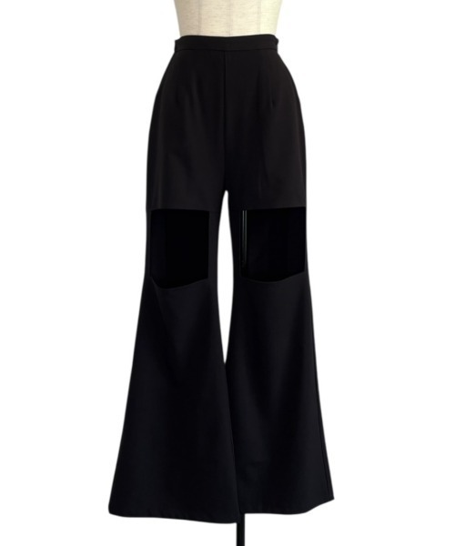 MAISON ELLIE(メゾンエリー)の「square cut-off pants(スラックス・レディース・グレー/ブラック/アイボリー・FREE)」の2枚目の写真