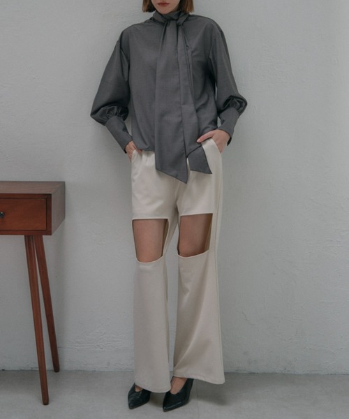MAISON ELLIE(メゾンエリー)の「square cut-off pants(スラックス・レディース・グレー/ブラック/アイボリー・FREE)」の4枚目の写真