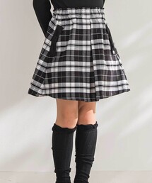 BeBe Petits Pois Vert（ベベプチポワヴェール）の「【店舗限定】【お揃い】センタータックチェックスカート(95~150㎝)（スカート・キッズ）」