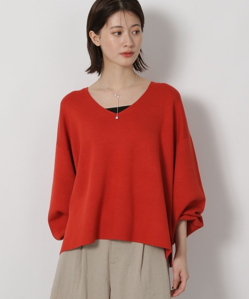 LAKOLE（ラコレ）の「ミラノリブVネックプルオーバー / 575964（ニット/セーター・レディース・アイボリー/ブラック/レッド/モカ・FREE）」の4枚目の写真