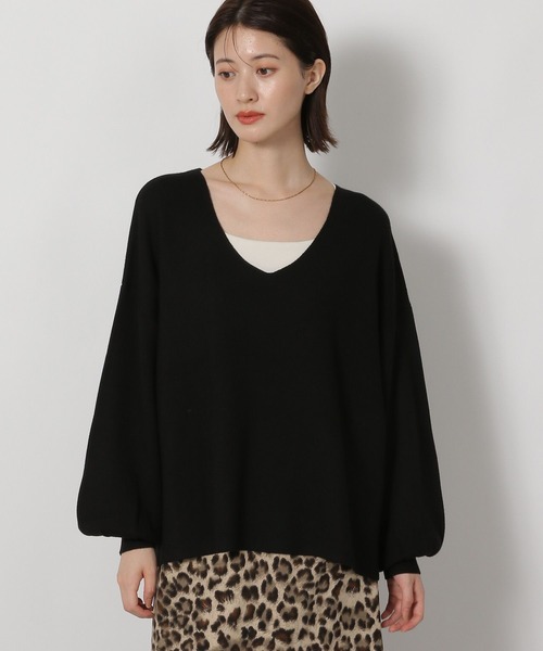 LAKOLE（ラコレ）の「ミラノリブVネックプルオーバー / 575964（ニット/セーター・レディース・アイボリー/ブラック/レッド/モカ・FREE）」の3枚目の写真