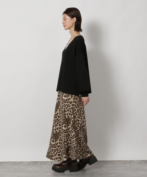 LAKOLE（ラコレ）の「ミラノリブVネックプルオーバー / 575964（ニット/セーター・レディース・アイボリー/ブラック/レッド/モカ・FREE）」の8枚目の写真