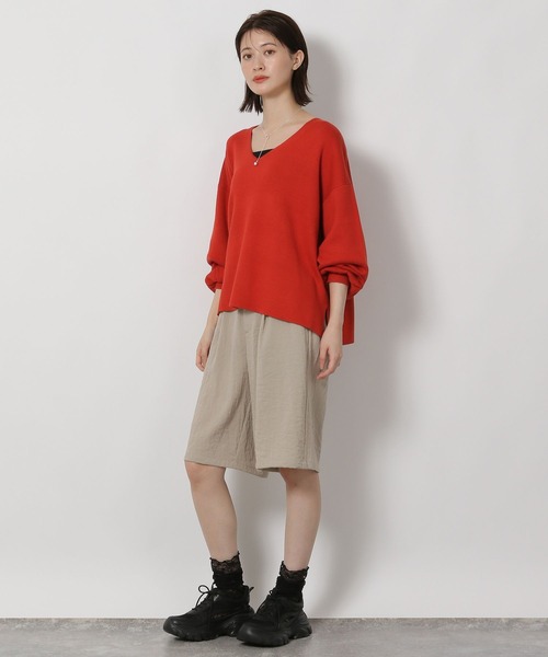 LAKOLE（ラコレ）の「ミラノリブVネックプルオーバー / 575964（ニット/セーター・レディース・アイボリー/ブラック/レッド/モカ・FREE）」の14枚目の写真