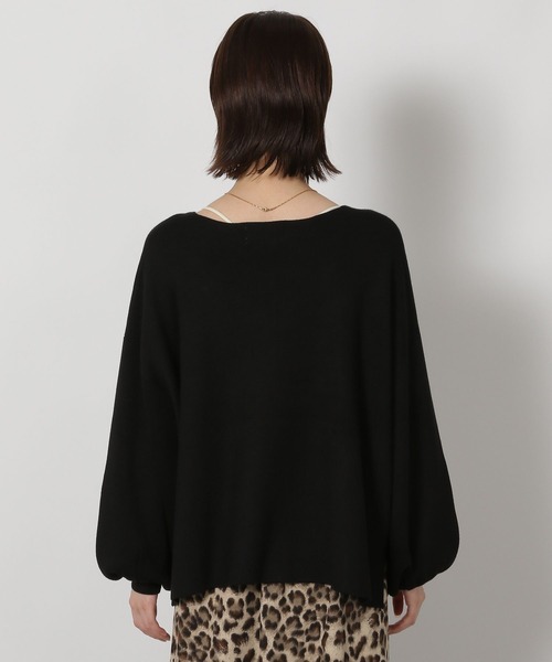 LAKOLE（ラコレ）の「ミラノリブVネックプルオーバー / 575964（ニット/セーター・レディース・アイボリー/ブラック/レッド/モカ・FREE）」の17枚目の写真