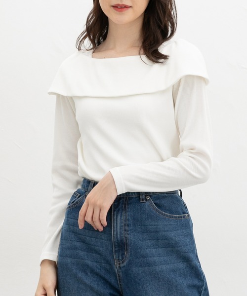 Honeys(ハニーズ)の「オフショル風トップス(Tシャツ/カットソー・レディース・ブラック/ボルドー/アイボリー/ヘザーチャコール/レッド/サックスブルー・S/M/LL/L/3L)」の8枚目の写真
