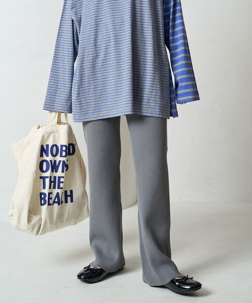 FREAK'S STORE（フリークスストア）の「限定展開　リブ フレア ニットパンツ（その他パンツ・レディース・ライトグレー/ダークブラウン/ベージュ/ブラック/ブルーグレー/ナチュラル/杢グレー・SMALL/MEDIUM）」の19枚目の写真