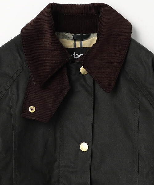 Barbour(バブアー)の「barbour/バブアー cropped beadnell wax jacket / LWX1403 / ビードネル ワックス ジャケット クロップドレングス(ブルゾン・レディース・ブラック/オリーブ・8/10/12)」の4枚目の写真