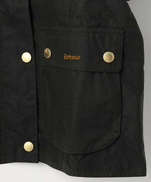 Barbour(バブアー)の「barbour/バブアー cropped beadnell wax jacket / LWX1403 / ビードネル ワックス ジャケット クロップドレングス(ブルゾン・レディース・ブラック/オリーブ・8/10/12)」の6枚目の写真