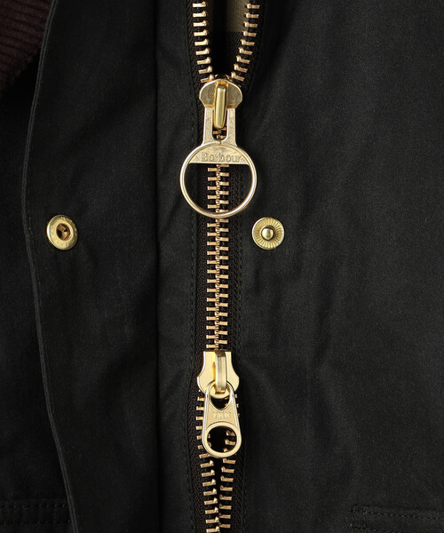 Barbour(バブアー)の「barbour/バブアー cropped beadnell wax jacket / LWX1403 / ビードネル ワックス ジャケット クロップドレングス(ブルゾン・レディース・ブラック/オリーブ・8/10/12)」の7枚目の写真